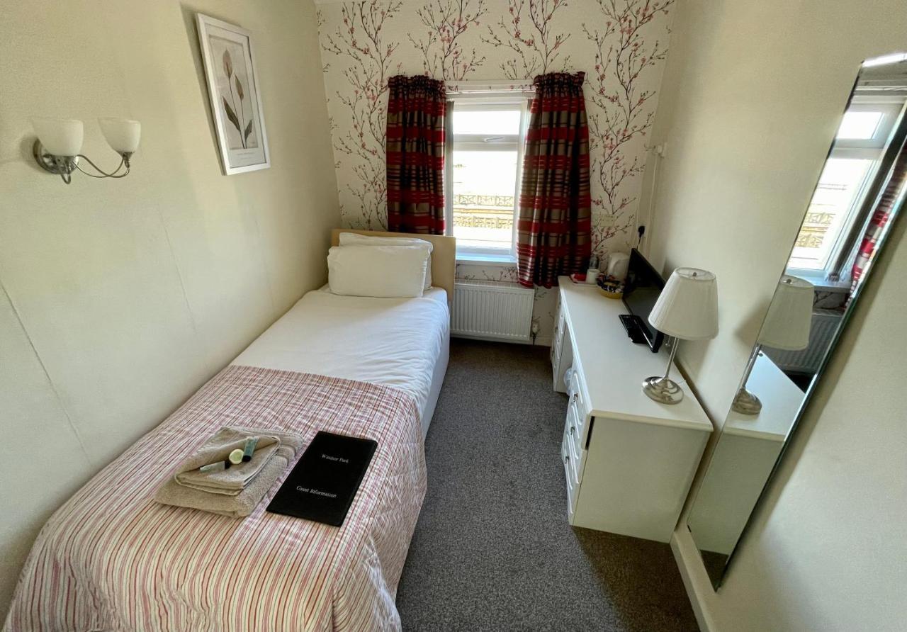Windsor Park Hotel Blackpool Dış mekan fotoğraf